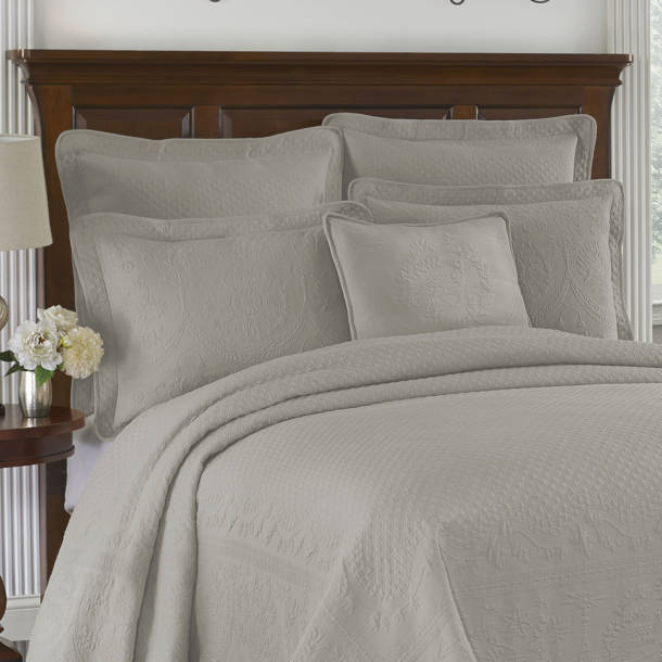 Historic Charleston King Charles Matelasse Single Bedspread & Reviews